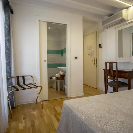 Antigo Trovatore 3* Venedik
