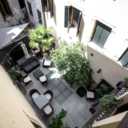 Antigo Trovatore 3* Venedik