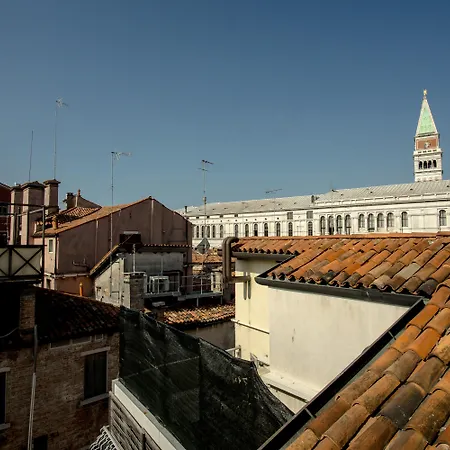 Antigo Trovatore Otel Venedik