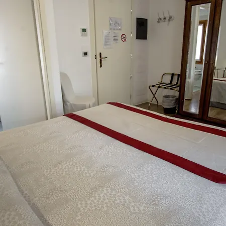 安缇格行吟诗人酒店 3* 威尼斯