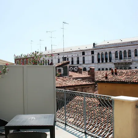 Hotel Antigo Trovatore Venecia