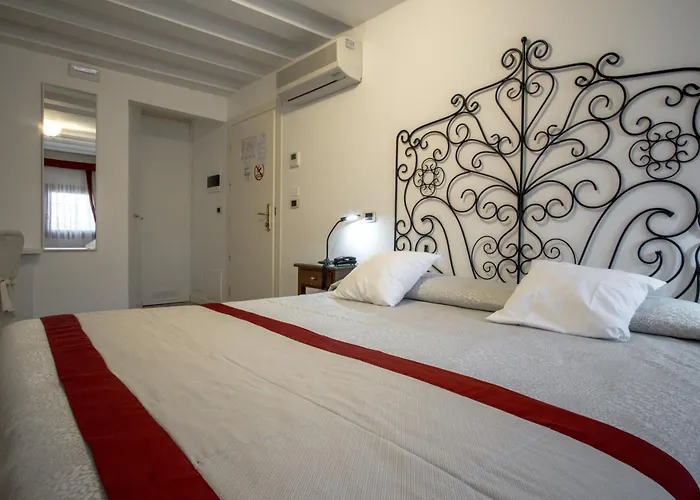 Hotel Antigo Trovatore