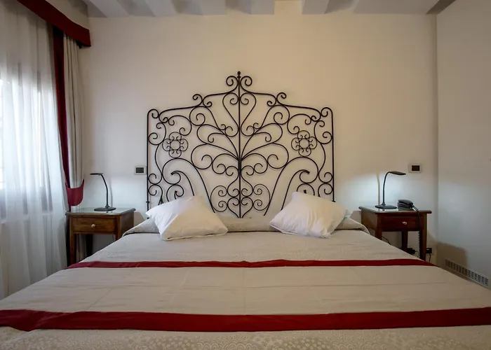 Antigo Trovatore Hotel Venecia