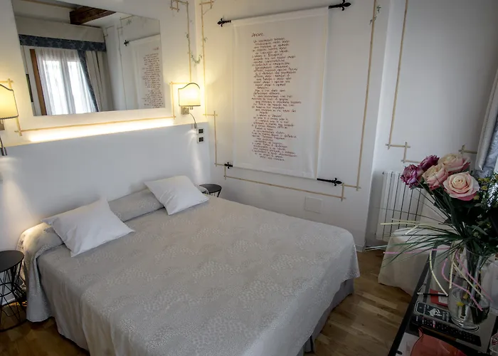 Hotel Antigo Trovatore Venecia
