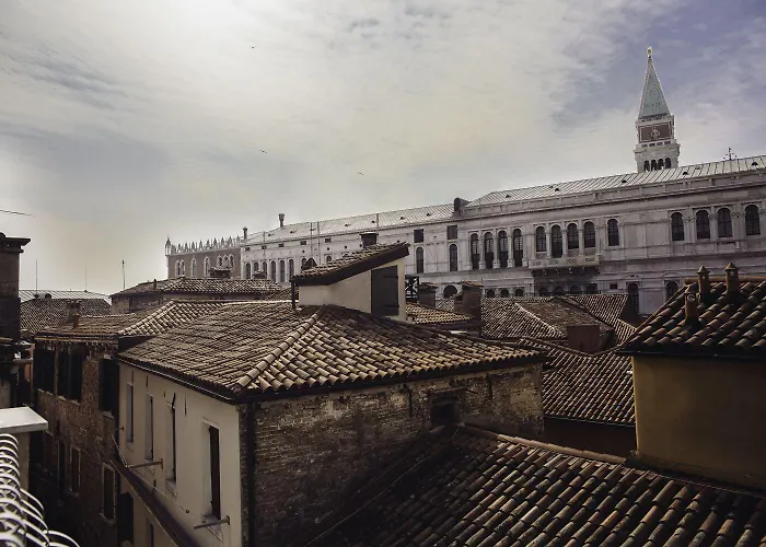 Hotel Antigo Trovatore 3*