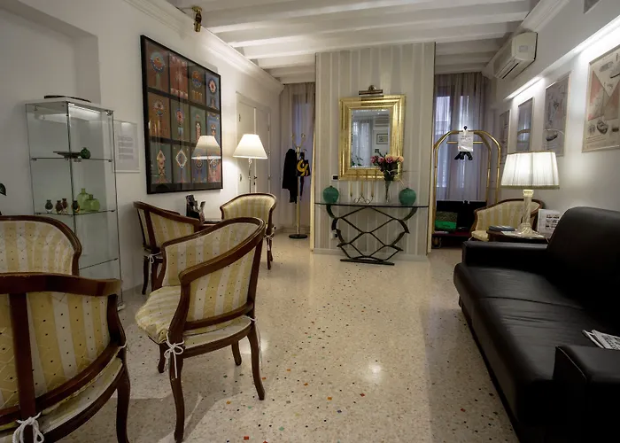 Hotel Antigo Trovatore 3*