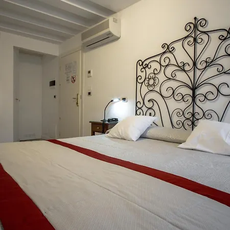 Hotel Antigo Trovatore