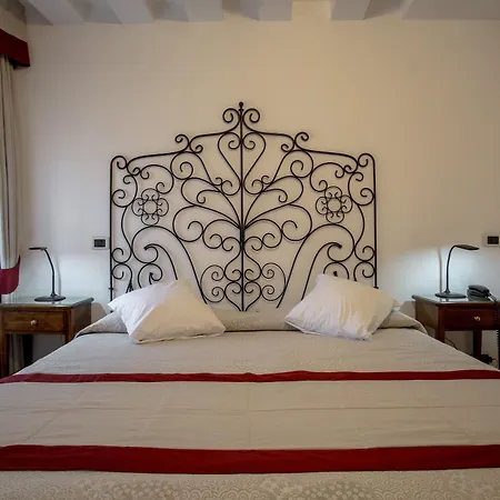 Antigo Trovatore Hotel Venecia