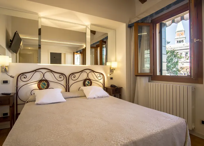 Hotel Antigo Trovatore Venedig